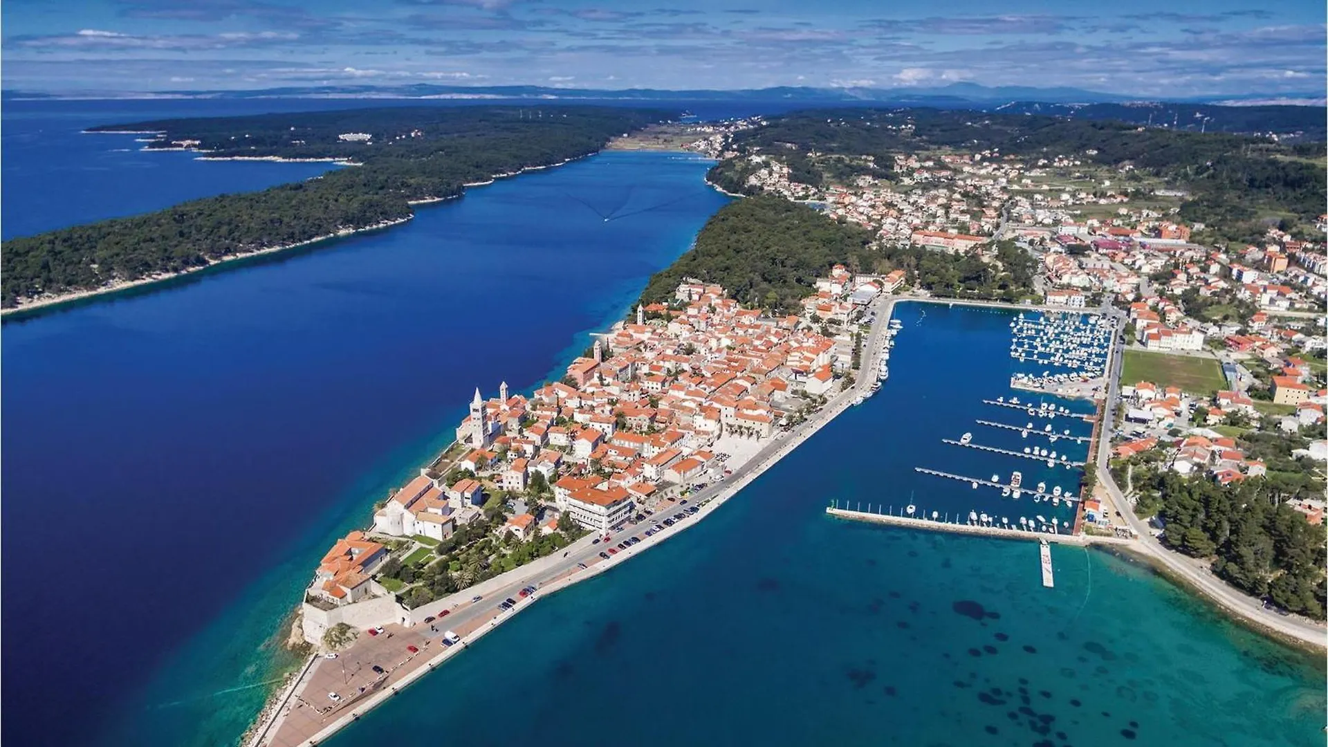 Holiday home 4 Bedroom Lovely Home In Supetarska Draga